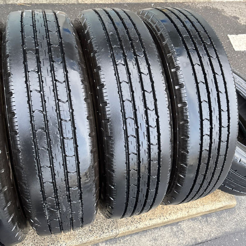 205/70R16 ブリヂストン　2021年製 中古地山　激安美品　6本セット：28500円