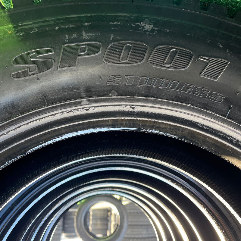 265/70R19.5 DUNLOP, SP001 中古スタッドレス　激安美品　4本セット：64000円