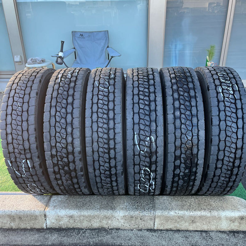 225/80R17.5 BRIDGESTONE, M800 中古ミックス　激安美品　6本セット：36000円