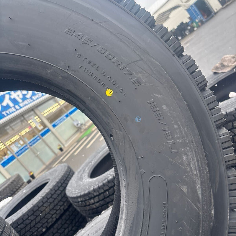 245/80R17.5 新品地山　2024年製 ダンロップSP081激安美品　　6本セット：145000円 未使用