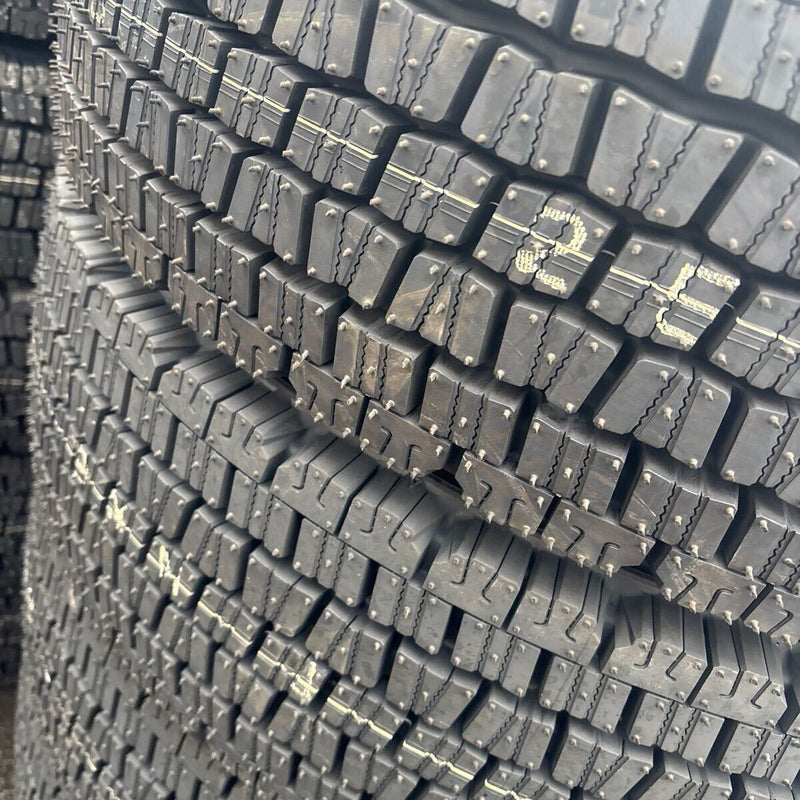 245/80R17.5 新品地山　2024年製 ダンロップSP081激安美品　　6本セット：145000円 未使用