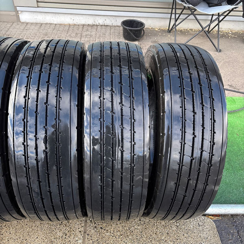 215/70R17.5 BRIDGESTONE R173 2020年製　中古地山　夏タイヤ　6本セット：35000円