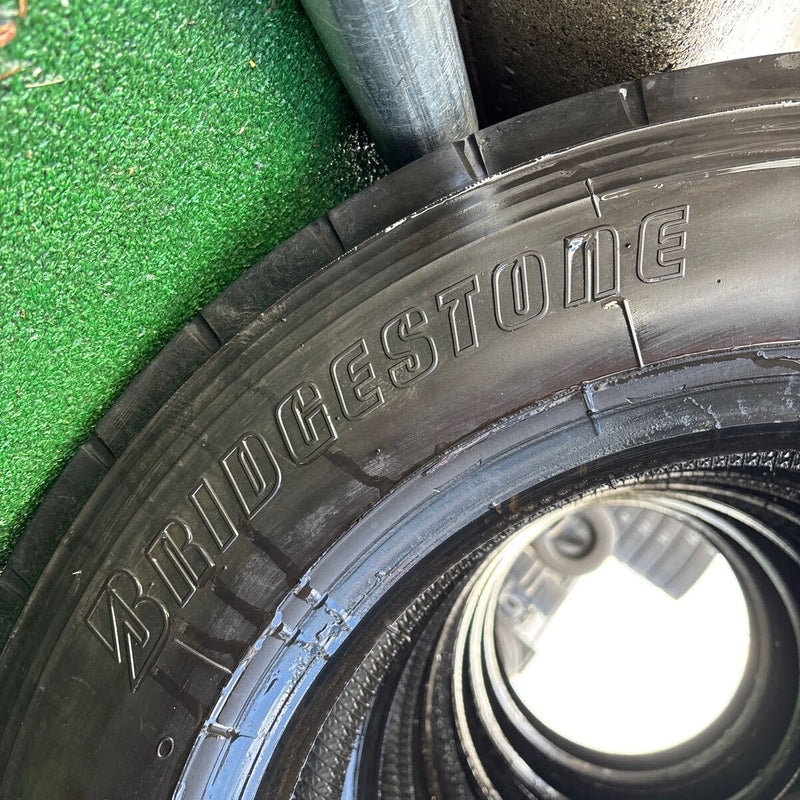 215/70R17.5 BRIDGESTONE R173 2020年製　中古地山　夏タイヤ　6本セット：35000円