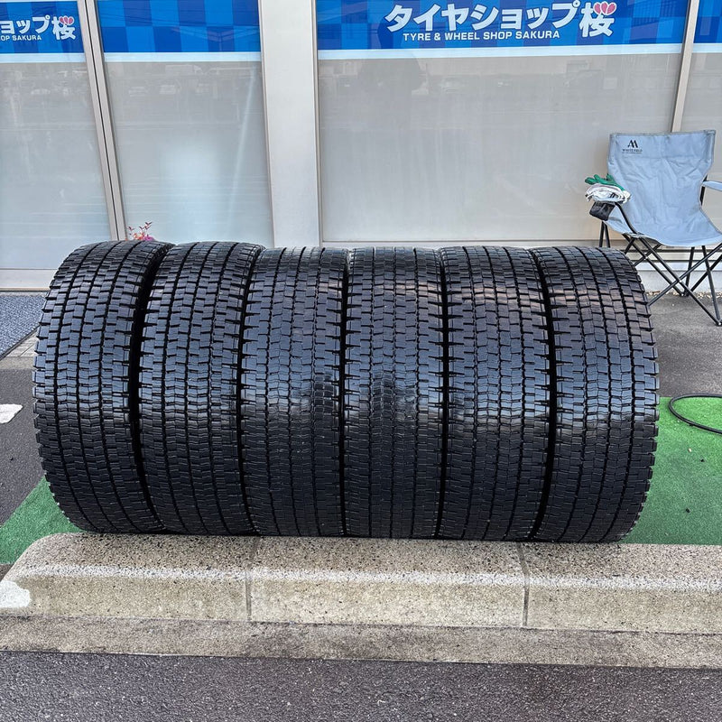 215/70R17.5 DUNLOP SP001 中古地山　スタッドレス　6本セット:38000円