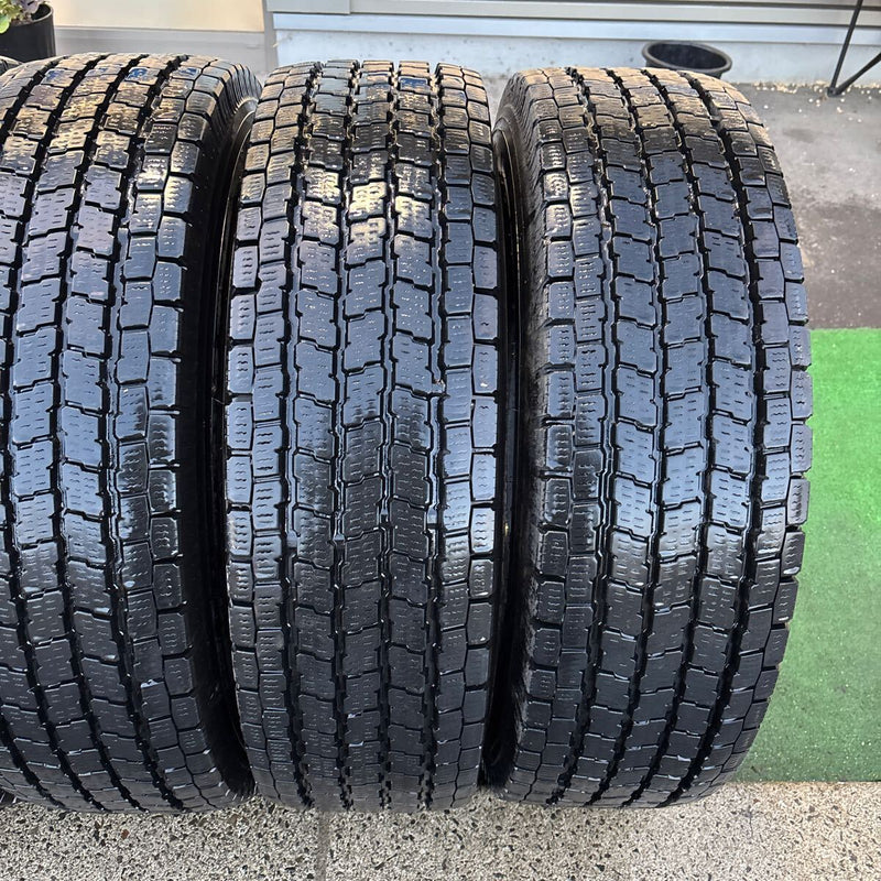 225/75R16 12PR YOKOHAMA IG91 2023年製 中古地山　スタッドレス　4本セット：19000円