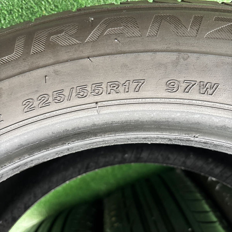 225/55R17 BRIDGESTONE TURANZA T001 中古夏タイヤ　4本セット:19000円