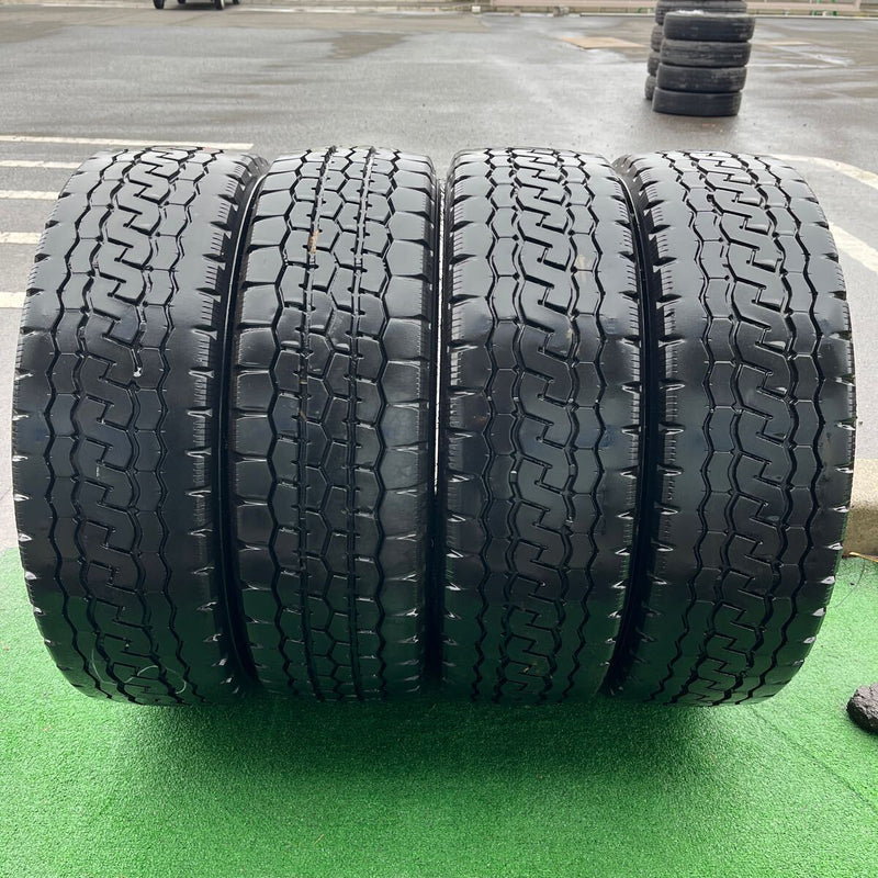 205/60R17.5 中古ミックス　激安美品　　4セット：16500円 ミックス