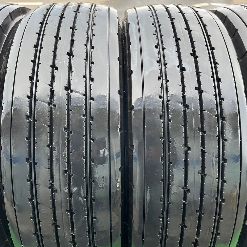 215/70R17.5 123/121 LT, BRIDGESTONE, R173 中古タテ溝　2020年製 激安美品　　6本セット：42000円