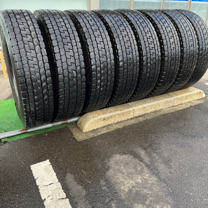 11R22.5 16PR YOKOHAMA, 710R 中古ミックス　激安美品　8本セット：160000円