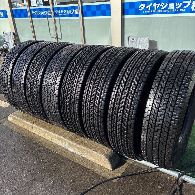 11R22.5 16PR YOKOHAMA ZEN 903ZW 2020年製 中古地山　スタッドレス　8本セット：162000円