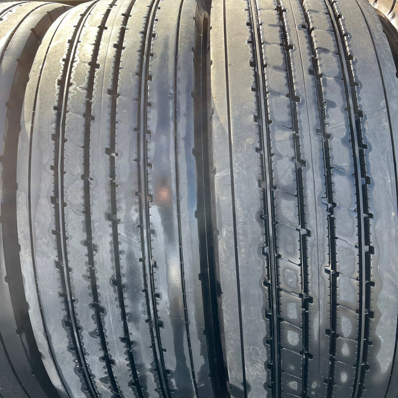 215/70R17.5 BRIDGESTONE, R173 中古　　激安美品　6本セット：41000円