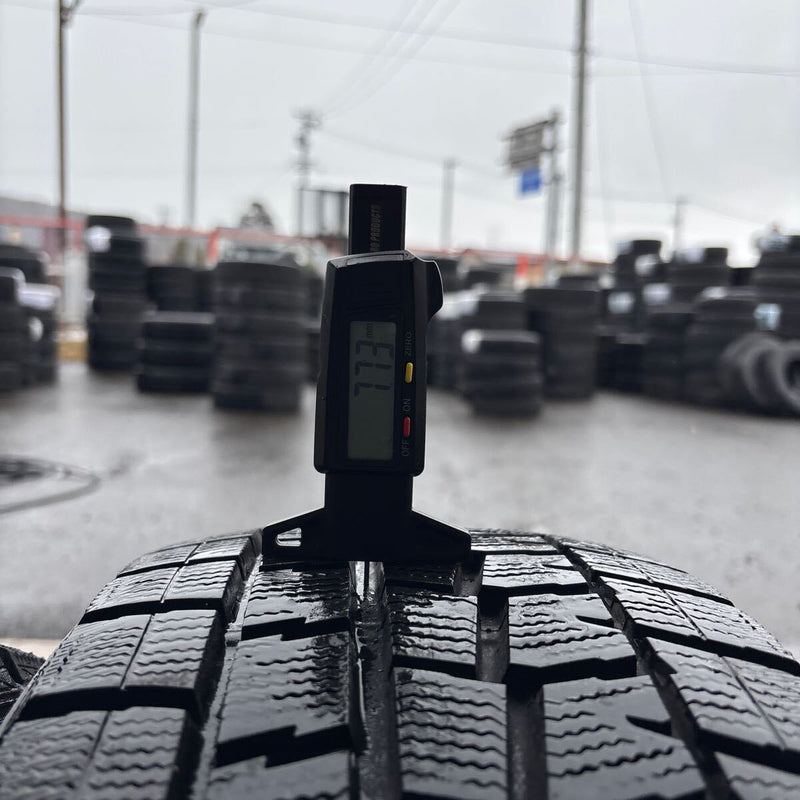 ダンロップ 215/45R17 年式古め 深溝 2本セット:9000円