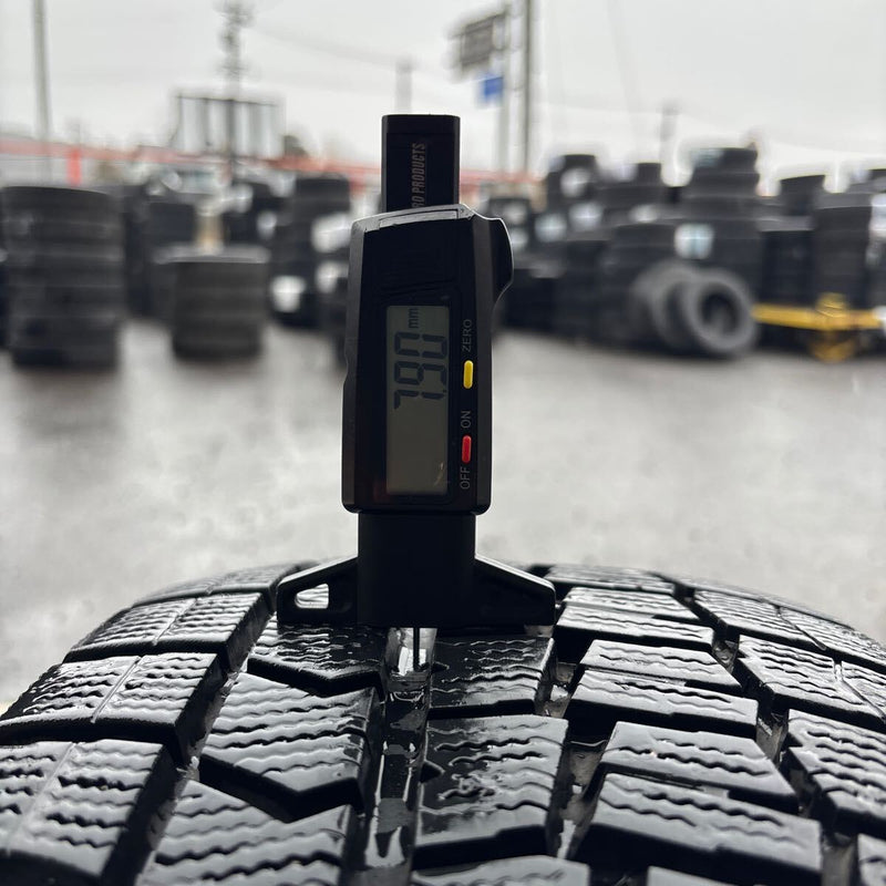 ダンロップ 215/50R17 WM02 中古冬タイヤ 1本:5000円