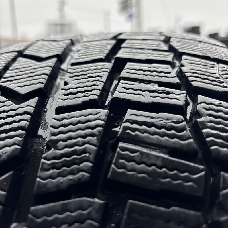 ダンロップ 215/50R17 WM02 中古冬タイヤ 1本:5000円