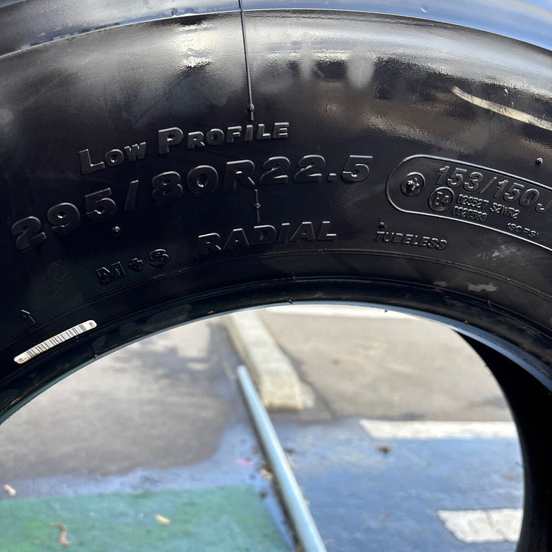 295/80R22.5 153/150J BRIDGESTONE M801 中古地山　１本:20000円