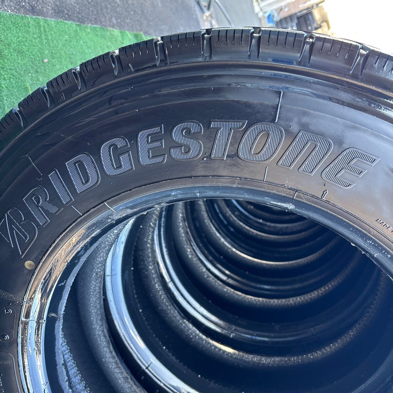 245/70R19.5 BRIDGESTONE M888 2023年UP 中古ミックスタイヤ　8本セット：199000円