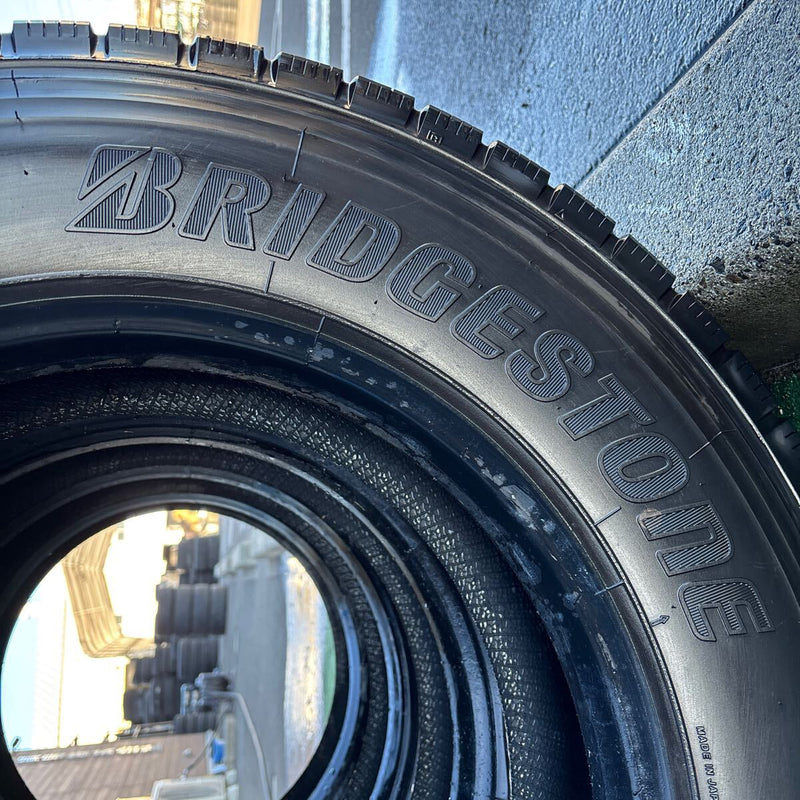 245/70R19.5 BRIDGESTONE M888 2024年製 中古地山　ミックス　4本セット：97000円