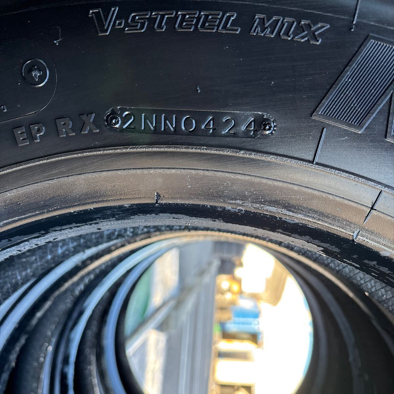 245/70R19.5 BRIDGESTONE M888 2024年製 中古地山　ミックス　4本セット：97000円