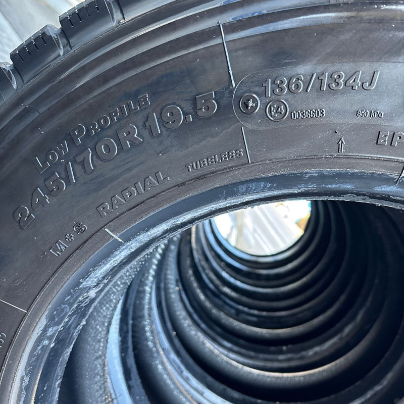245/70R19.5 BRIDGESTONE M888 地山　中古ミックス　8本セット：208000円
