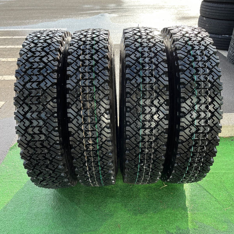 225/80R17.5 DUNLOP, SP883 スノータイヤ激安美品　4本セット：52000円