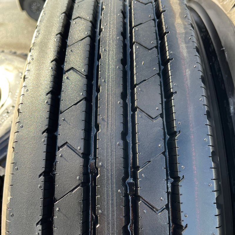 285/85R22.5 143/140J BRIDGESTONE, 2024年製 激安美品　8本セット：196000円