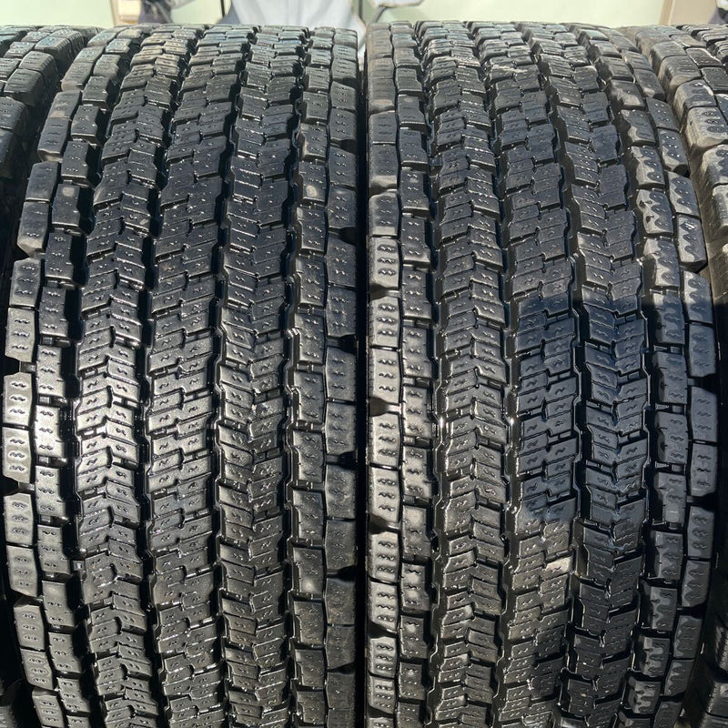 245/70R19.5 YOKOHAMA, 905W 激安美品　8本セット：78000円