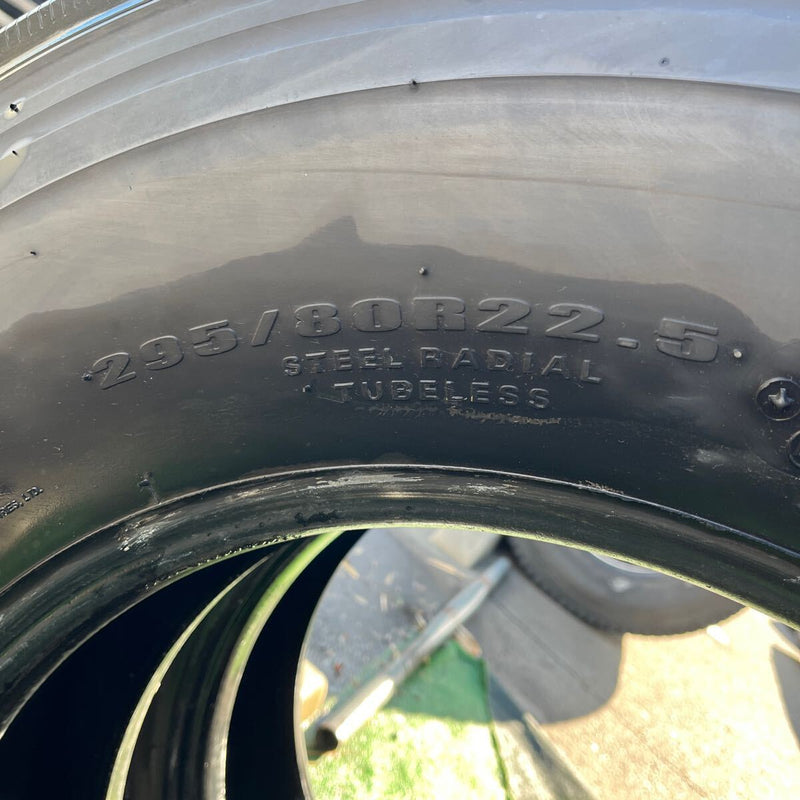 295/80R22.5 DUNLOP, SP122 激安美品　2本セット：38000円