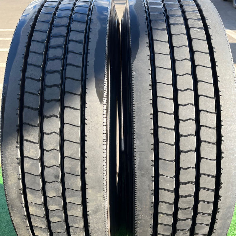 295/80R22.5 DUNLOP, SP122 激安美品　2本セット：38000円