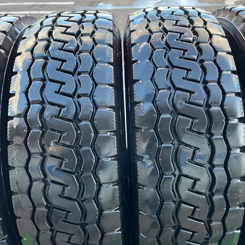 225/70R16 BRIDGESTONE, M812 中古ミックス　激安美品　6本セット：28000円