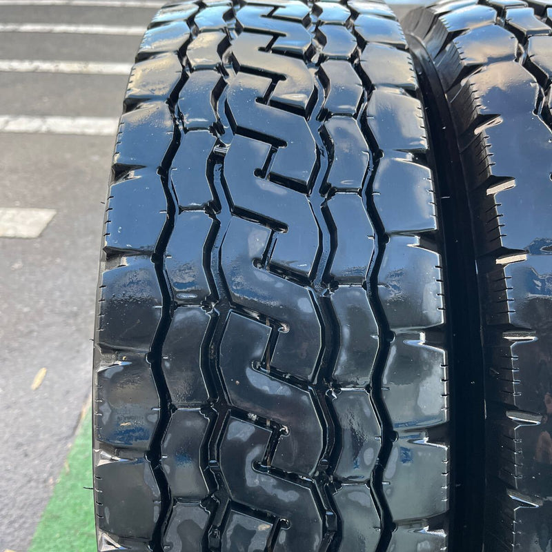 225/70R16 BRIDGESTONE, M812 中古ミックス　激安美品　6本セット：28000円