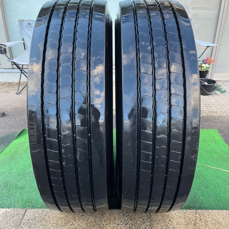 295/80R22.5 DUNLOP, SP122 中古　激安美品　2本セット：38500円