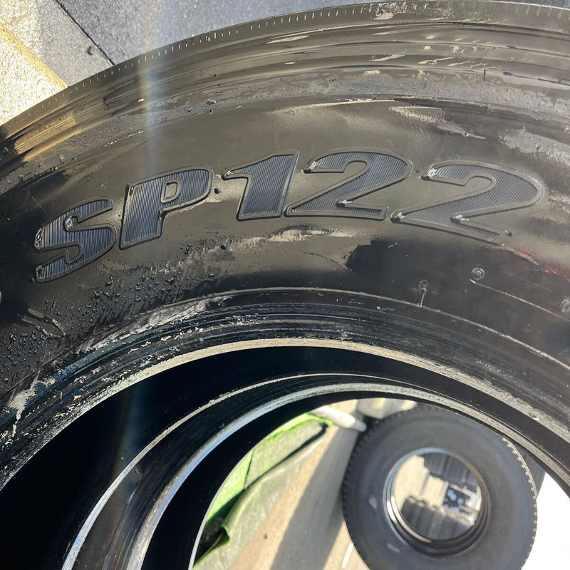 295/80R22.5 DUNLOP, SP122 タテ溝　激安美品　2本セット：38000円