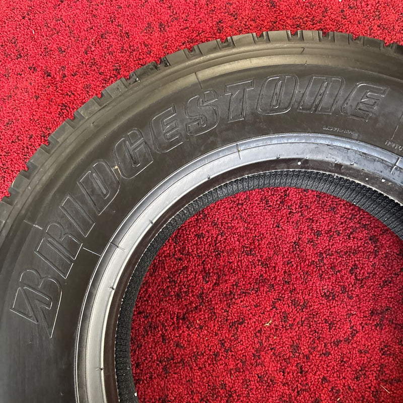 225/80R17.5 BRIDGESTONE G588 2023年製　たて溝　ほぼ新品　6本＋1本セット:63000円