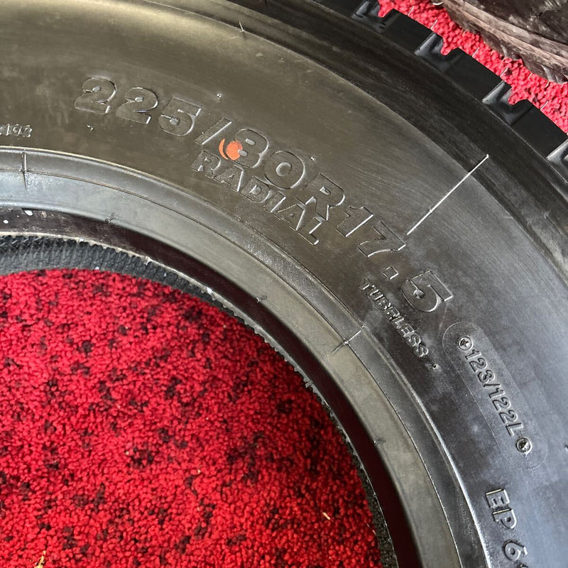 225/80R17.5 BRIDGESTONE G588 2023年製　たて溝　ほぼ新品　6本＋1本セット:63000円