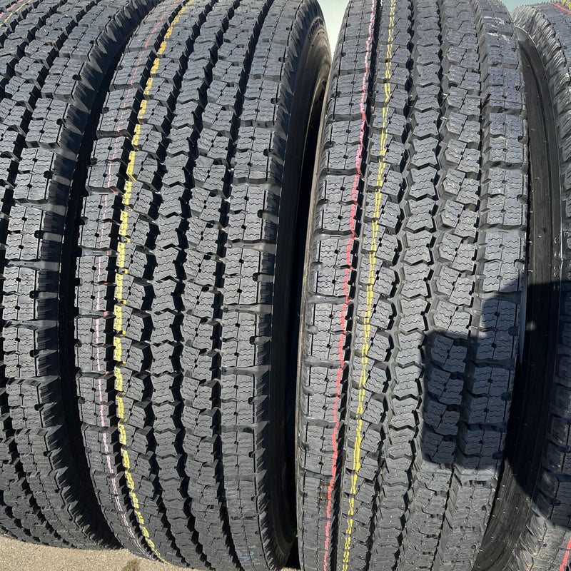 11R22.5 16PR 再生スタッドレス　M919 激安美品　8本セット：175000円