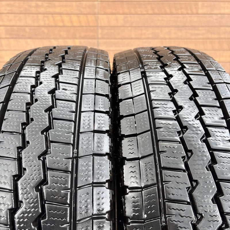 185/80R14 97/95N LT DUNLOP 中古スタッドレスタイヤ2本セット:8500円