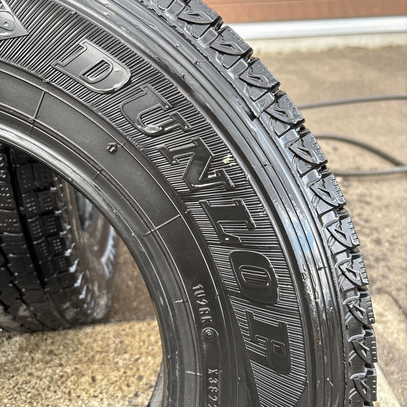 185/80R14 97/95N LT DUNLOP 中古スタッドレスタイヤ2本セット:8500円