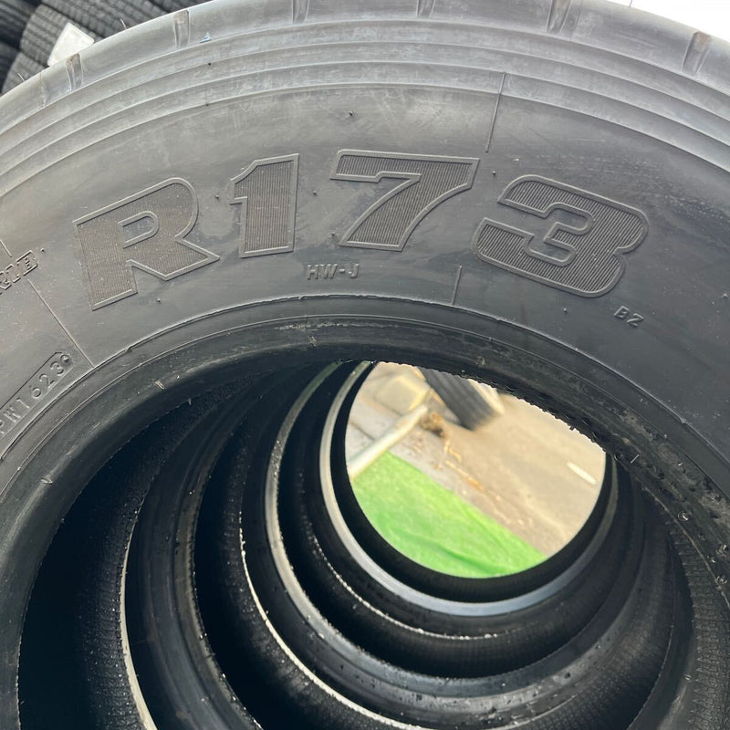 245/80R17.5 BRIDGESTONE, R173 激安美品　2023年製 4本セット：43000円