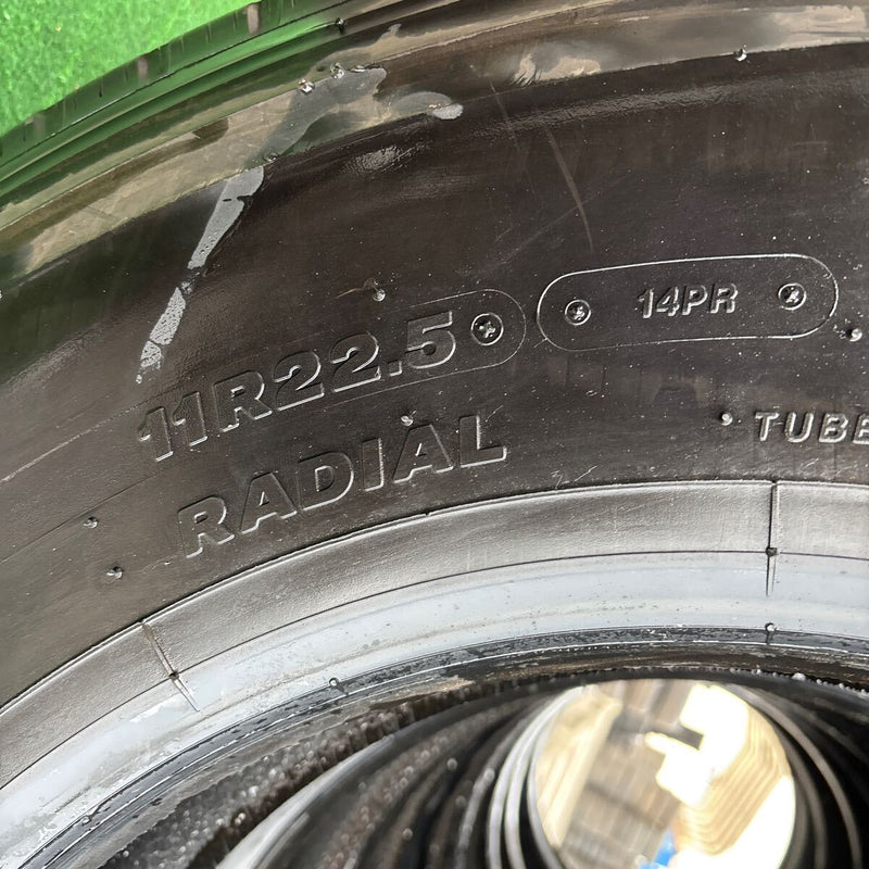 11R22.5 BRIDGESTONE R278 2023年製 中古地山　たて溝　8本セット：180000円