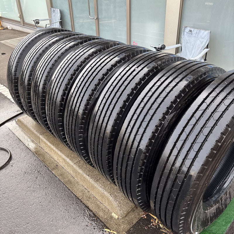 11R22.5 16PR BRIDGESTONE R278 中古地山　激安美品　8本セット：180000円