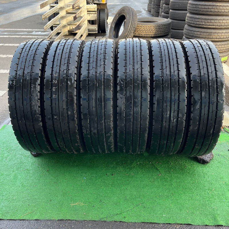 205/85R16 DUNLOP, SPLT50 激安美品　6本セット：30000円