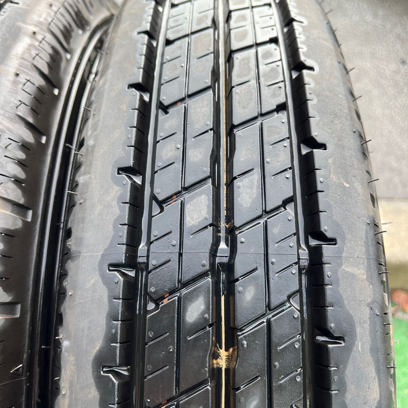 195/85R15 DUNLOP, LT38A イボ付　激安美品　6本セット：42000円