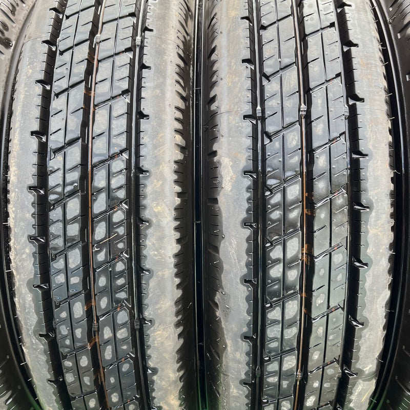 195/85R15 DUNLOP, LT38A イボ付　激安美品　6本セット：42000円