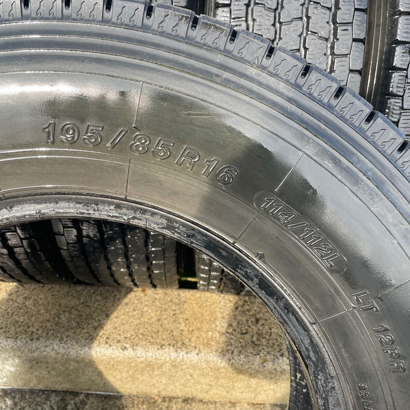 195/85R16 YOKOHAMA, 2021年　激安美品　　6本セット：27000円