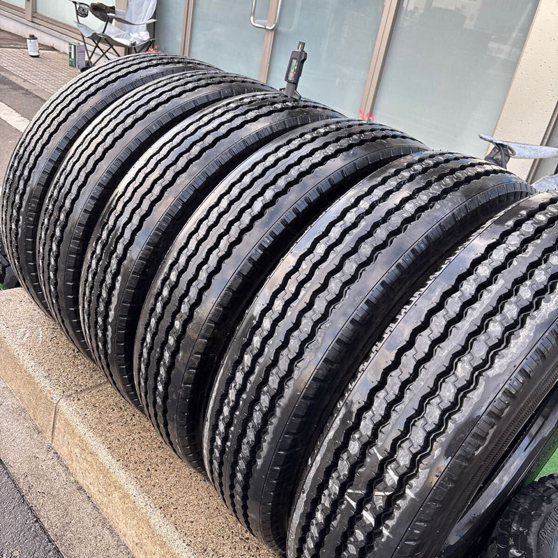 225/80R17.5 ほぼ新品　2021年 激安美品　6本セット：57000円