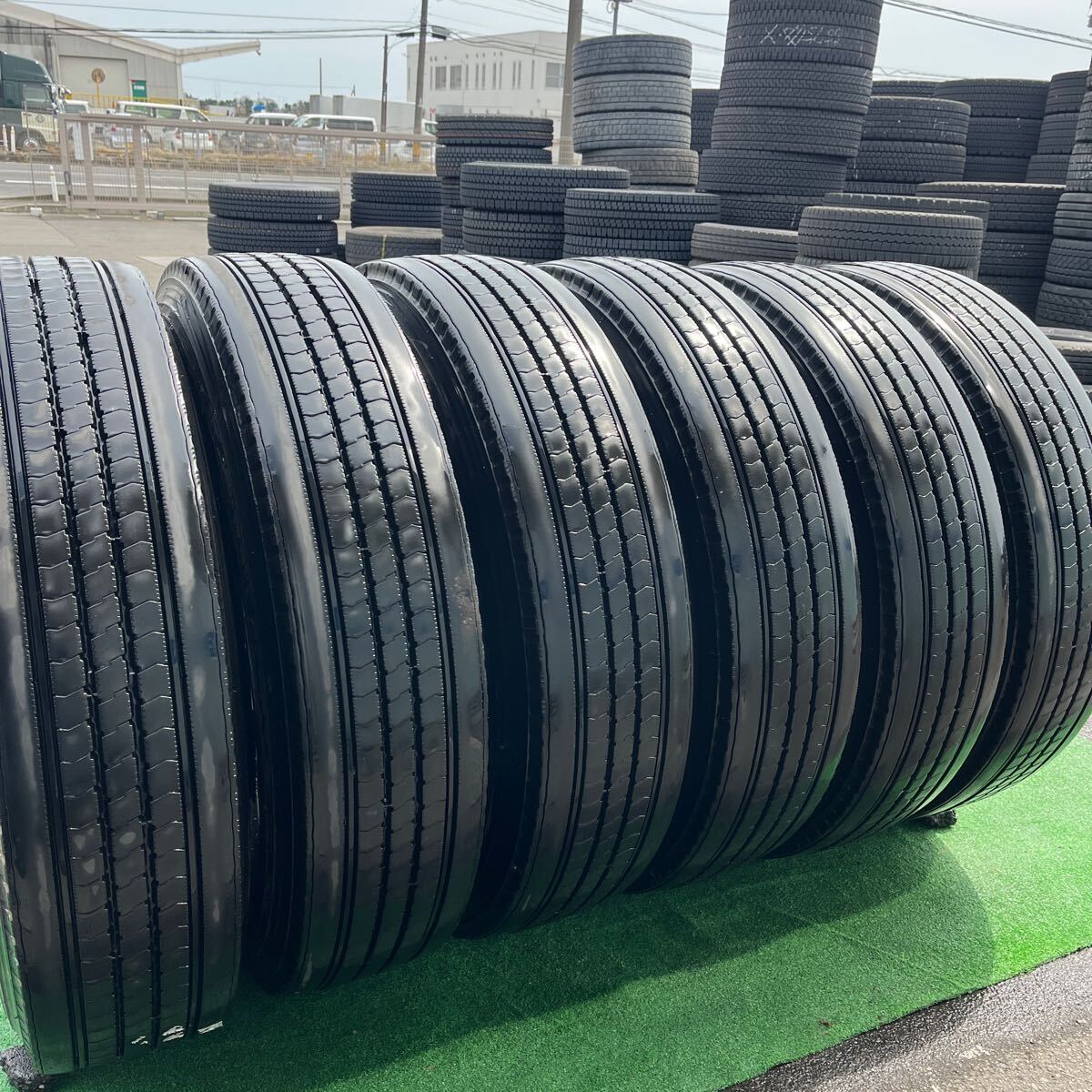 Shop 【トラック用】11R22.5 タイヤ特集 at 桜国際貿易 Shop 【トラック用】11R22.5 タイヤ特集 at 桜国際貿易