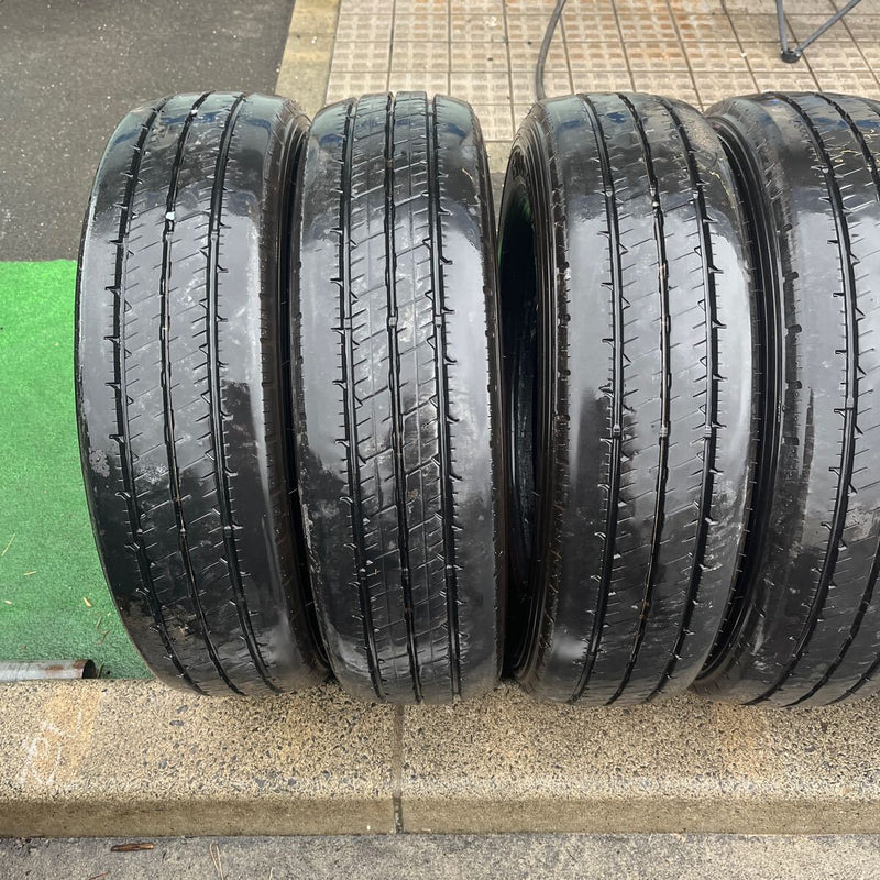 205/75R16 DUNLOP SPLT38A 中古タテ溝　 6本セット:33500円