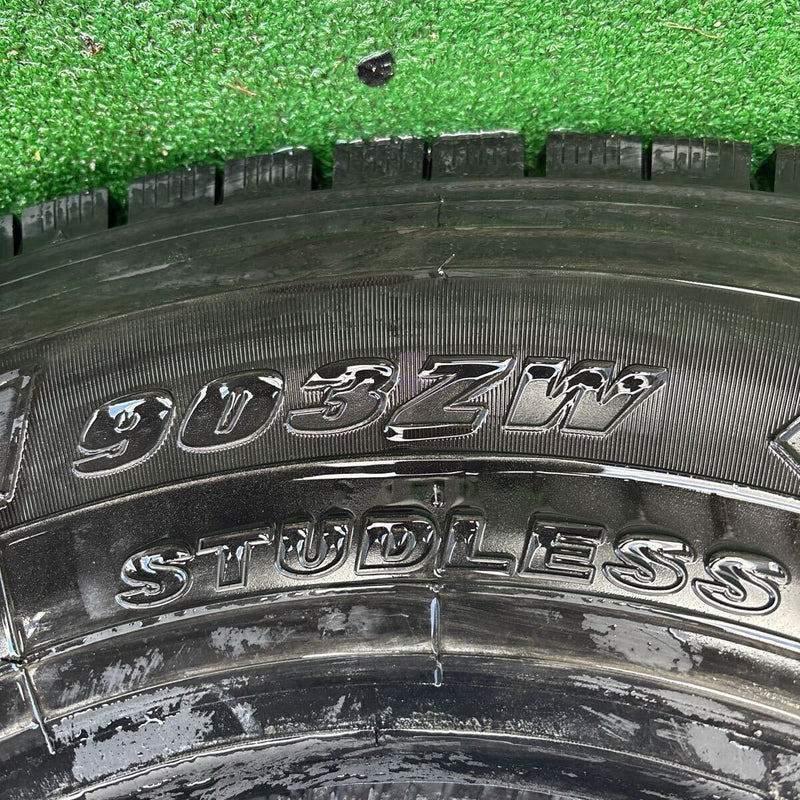 225/80R17.5 123/122L 2023年製　スタッドレス6本セット:42000円