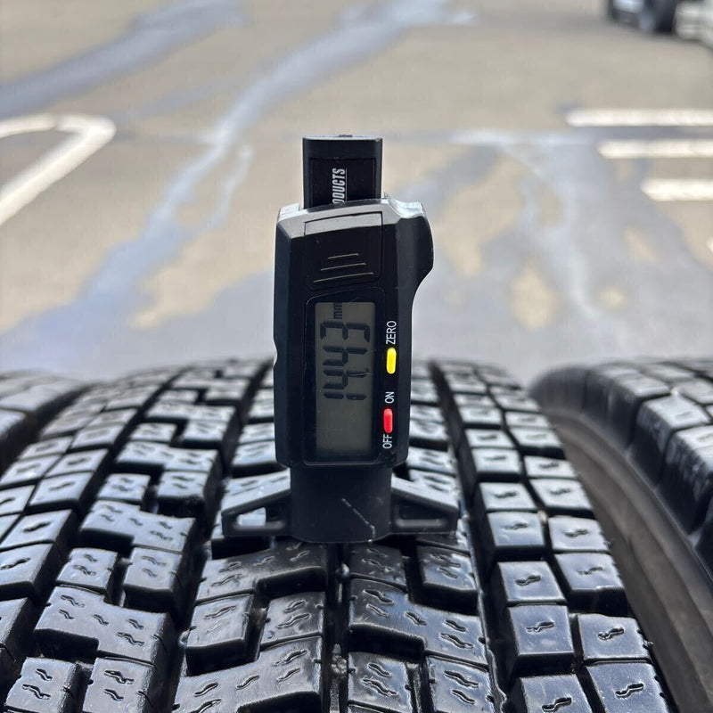 225/80R17.5 123/122L 2023年製　スタッドレス6本セット:42000円