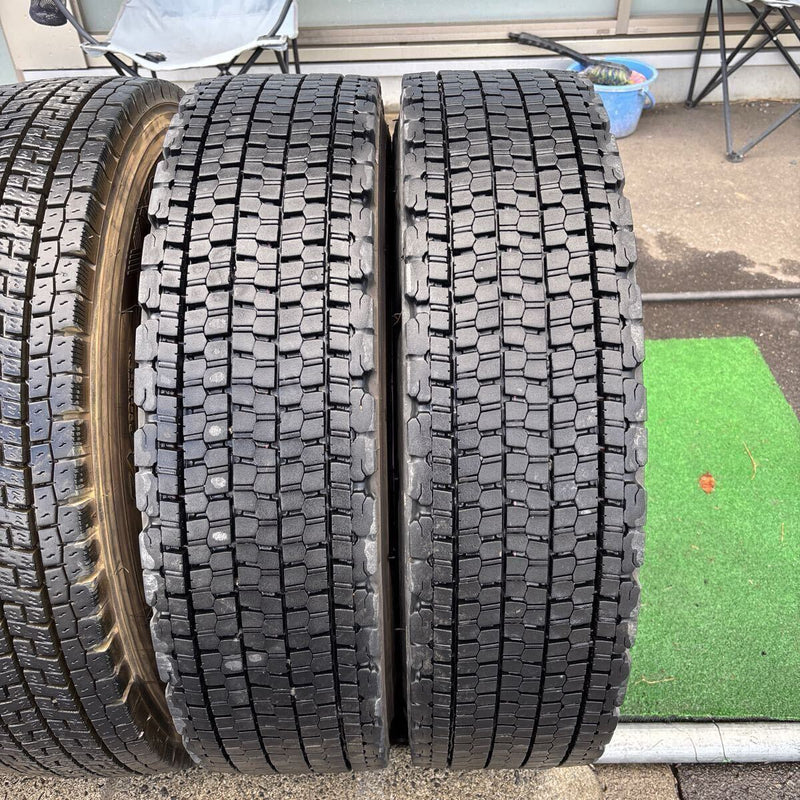 225/80R17.5 123/122L 2023年製　スタッドレス6本セット:42000円